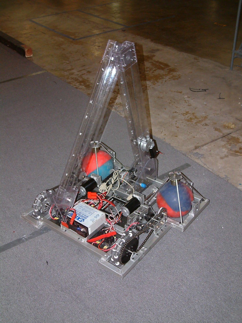 pic: 2003 TechnoKat Ball Drive : Patent Pending - Robot Showcase - Chief  Delphi